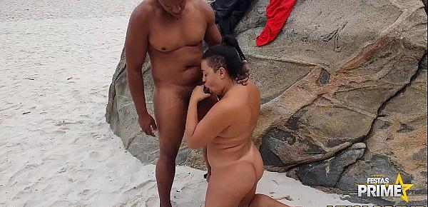  Novinha de 18 rabuda da bucetinha em praia do Rio de Janeiro pra dotado Alexswingrj Completo no Red